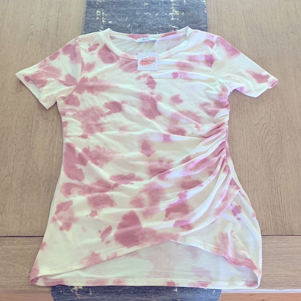 Rose and cream tie-dye t-shirt